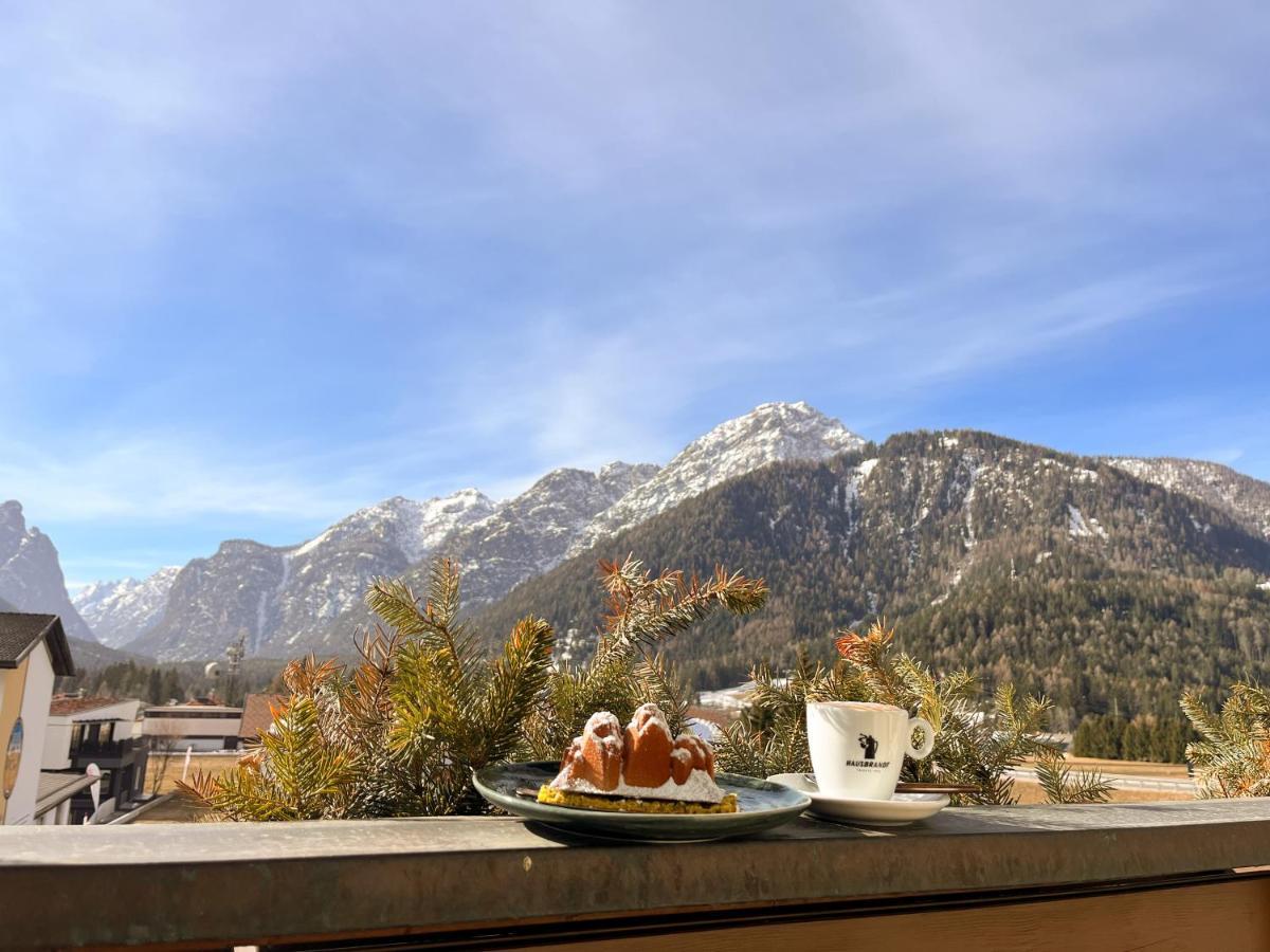 Guesthouse Rosengarten Dobbiaco Kültér fotó