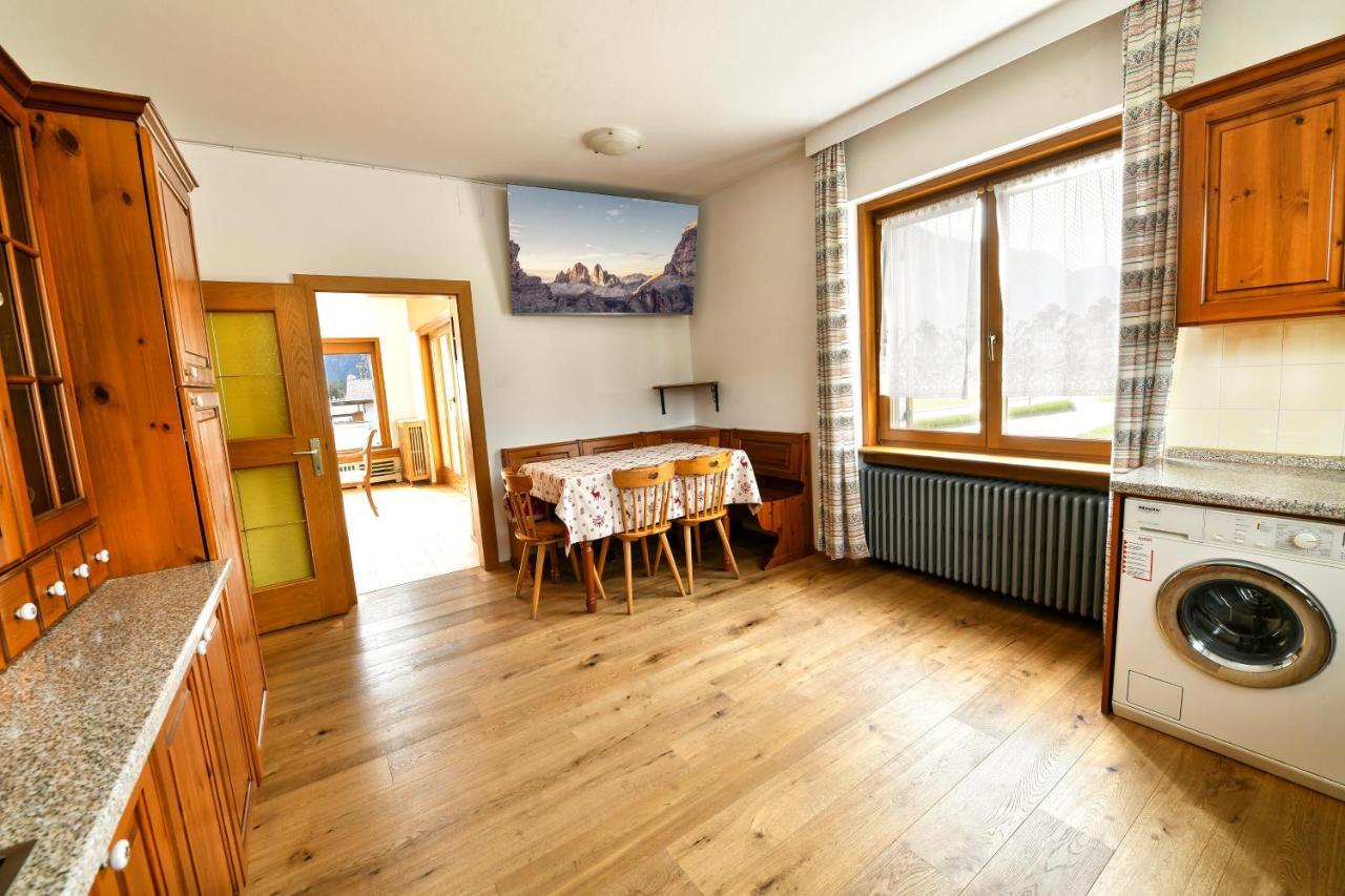 Guesthouse Rosengarten Dobbiaco Kültér fotó