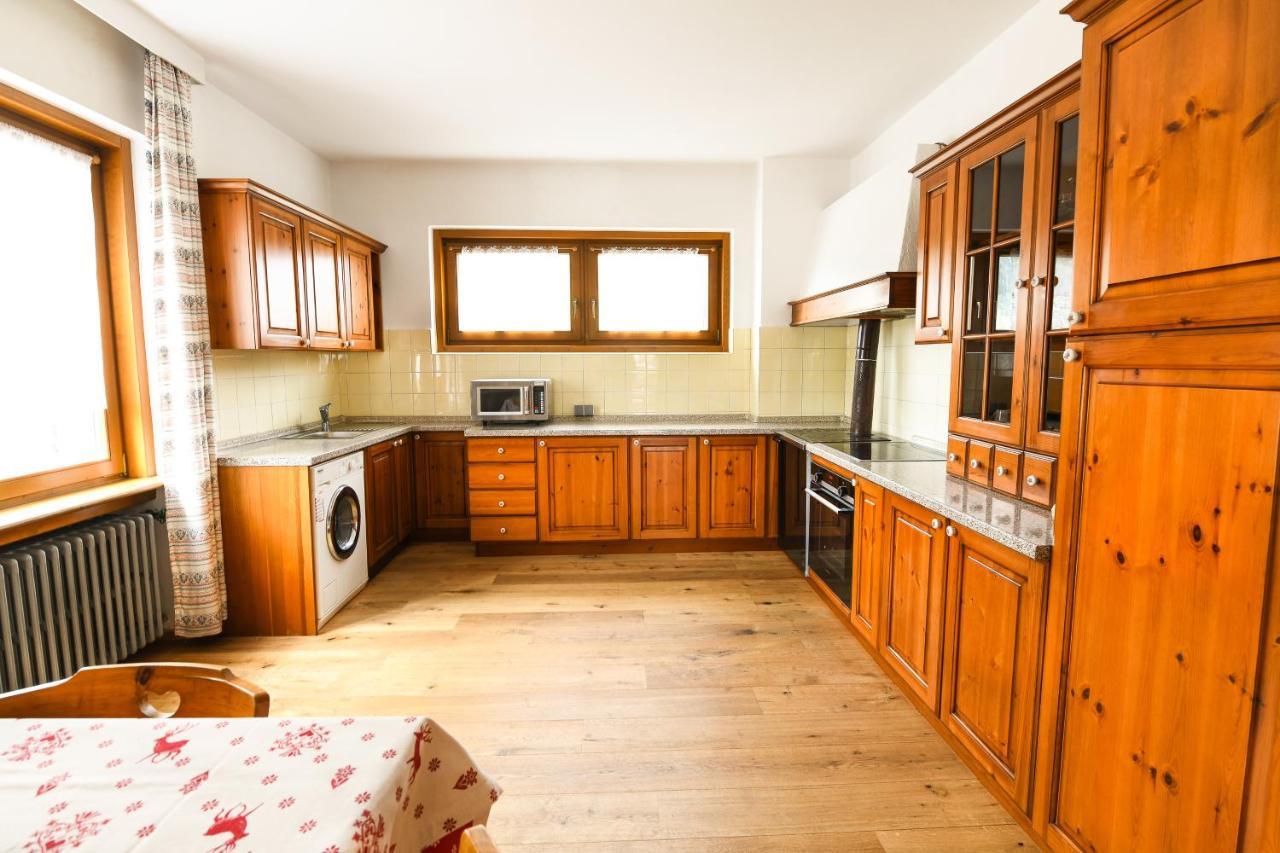Guesthouse Rosengarten Dobbiaco Kültér fotó