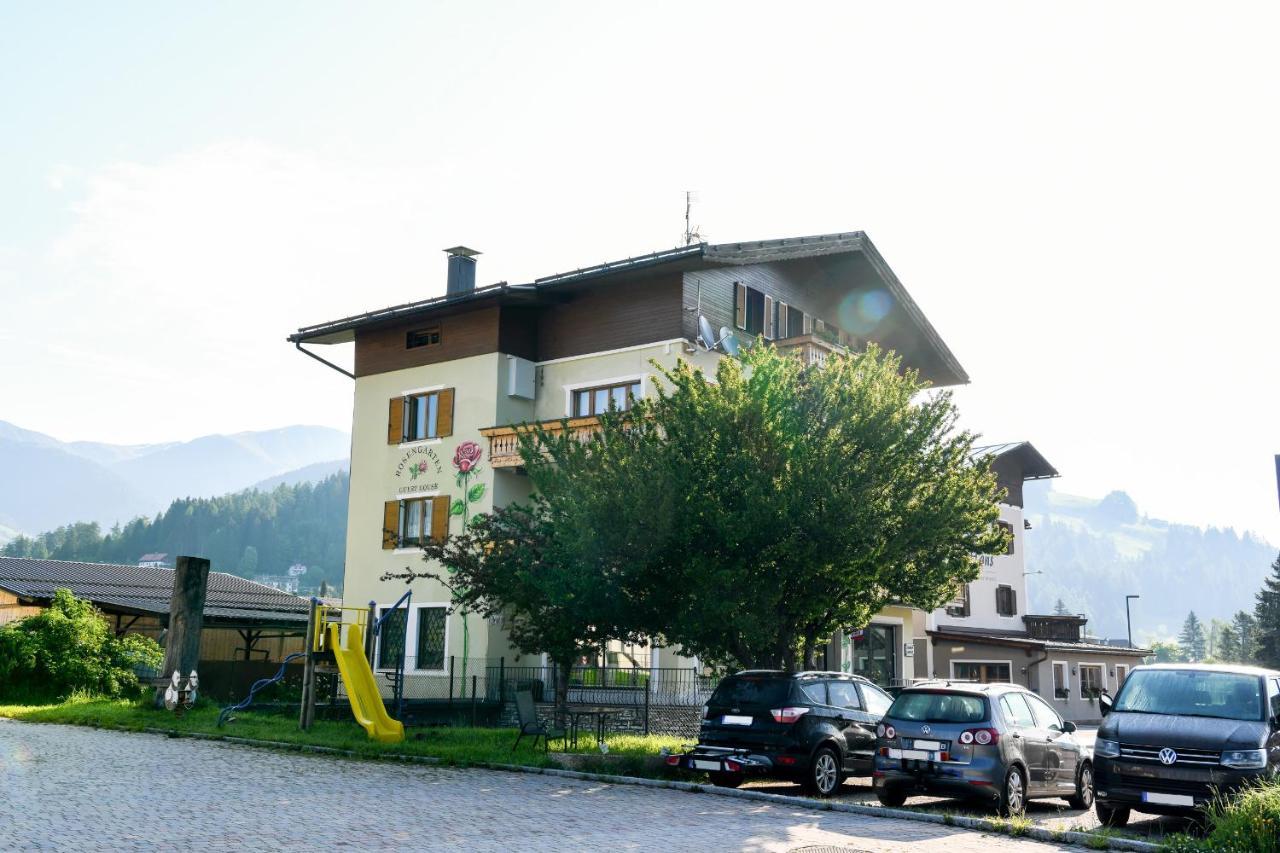 Guesthouse Rosengarten Dobbiaco Kültér fotó