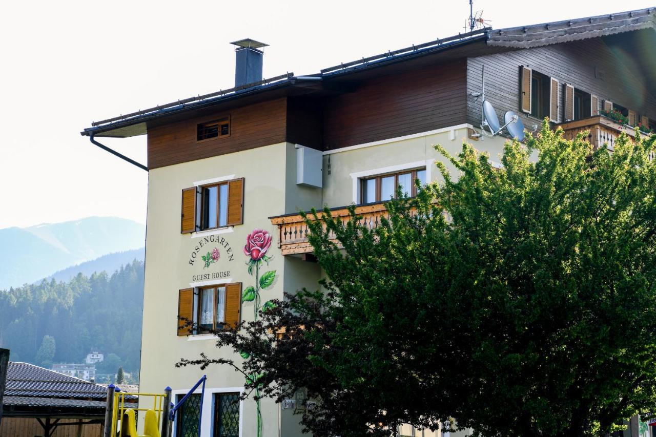 Guesthouse Rosengarten Dobbiaco Kültér fotó